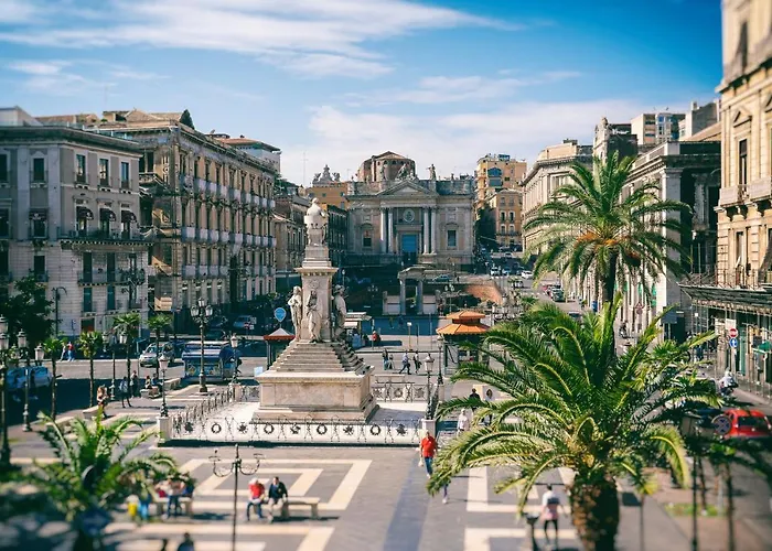 住宿加早餐酒店 Fanny 卡塔尼亚